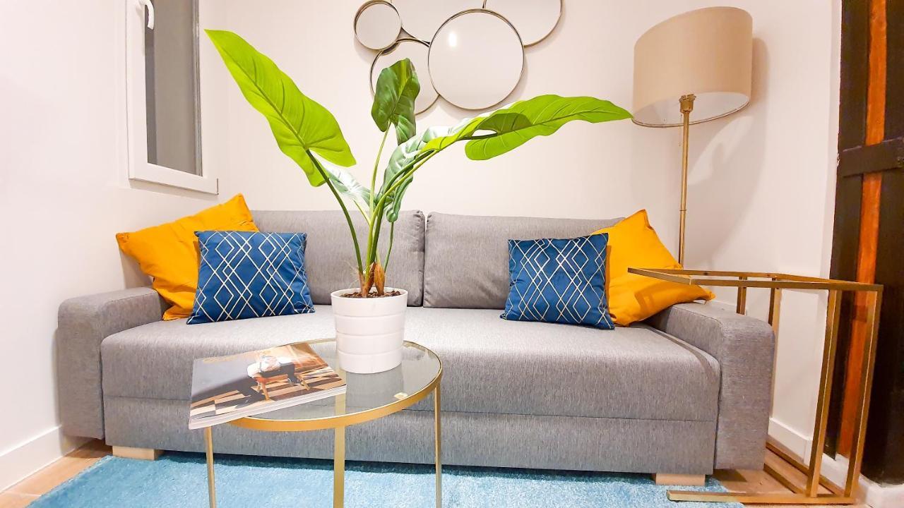 Apartament Lindo Apartamento En Zona Centro, Cerca De Todo Madryt Zewnętrze zdjęcie