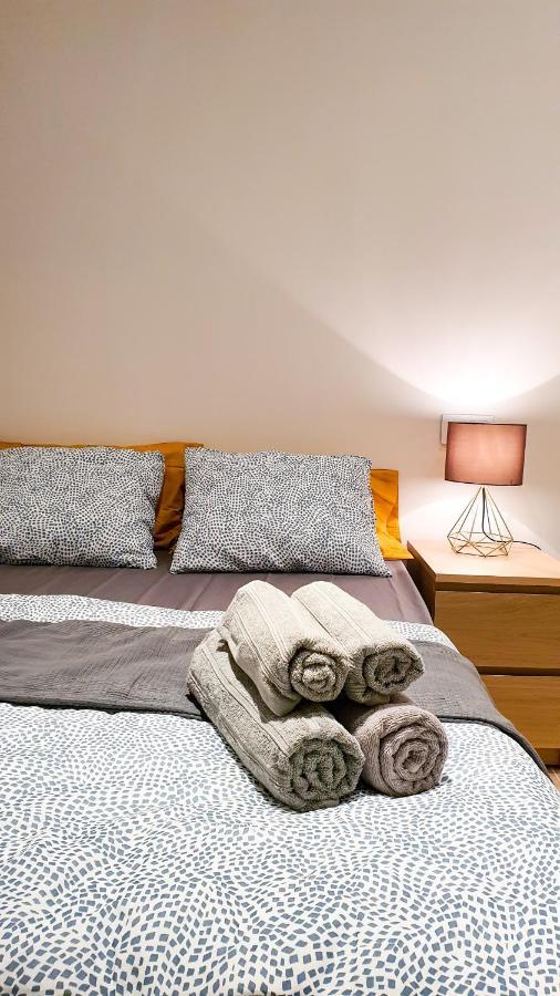 Apartament Lindo Apartamento En Zona Centro, Cerca De Todo Madryt Zewnętrze zdjęcie